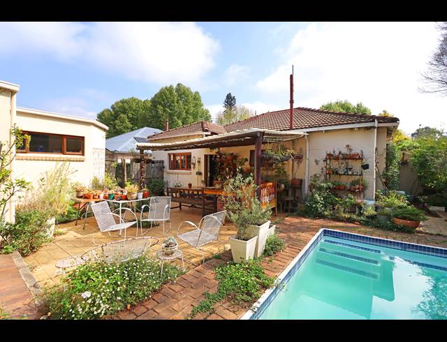 3 BEDROOM HOUSE FOR SALE IN NORWOOD